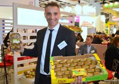 Alessandro Pernigo van Frutta C2 met de biologische Green kiwi en Gold kiwi